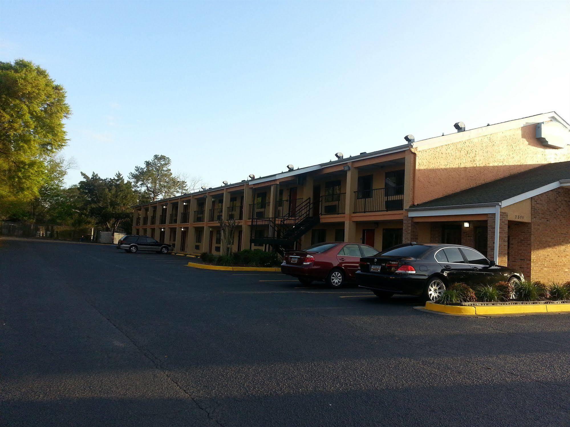 Rodeway Inn North Charleston - Ashley Phosphate Exteriör bild